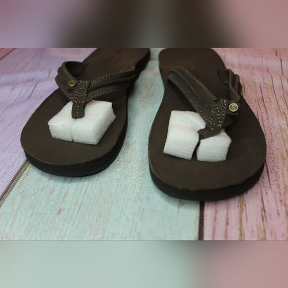 Women's 206 Collective Leather Flip Flops Shoes Size 10 - Picture 3 of 4